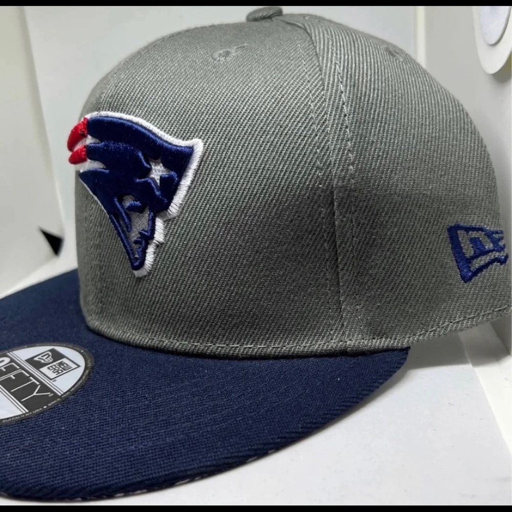 ‎Hat - Picture 2 of 3